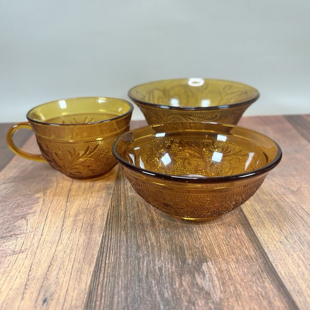 Set of 3 Collectible Indiana Glass Tiara Sandwich Amber Cup, Berry & Salad Bowls - Picture 2 of 16